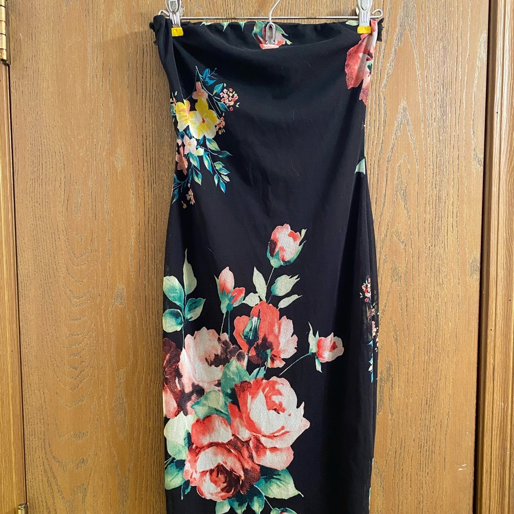 Charlotte Russe black dress with flower details size small